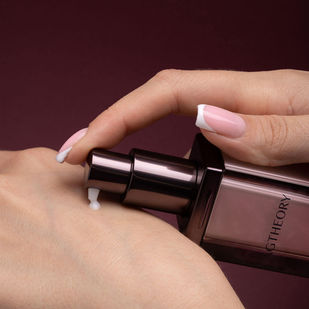 Зволожуюча емульсія AXXZIA AGTheory Silky Emulsion, 55мл.