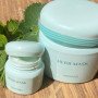 Оновлююча маска для обличчя з функцією ніжного пілінгу MENARD Herb Mask
