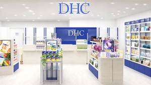 Фото интерьера фирменного магазина DHC в Японии