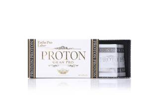 Приоткрытая коробка ESTHE PRO LABO PROTON на белом фоне