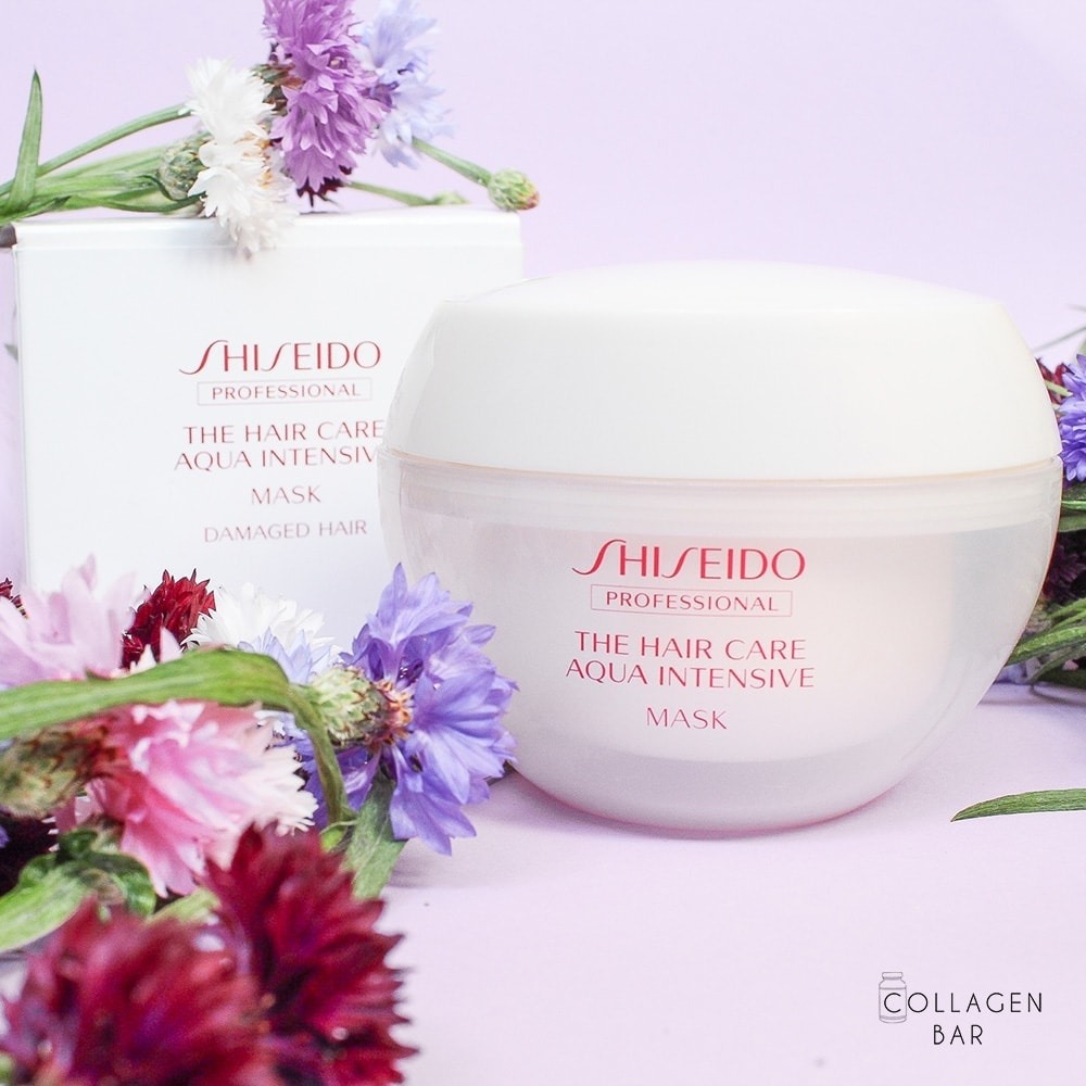 Маска для волосся Shiseido Aqua Intensive із зовнішньою картонною упаковкою та квітами