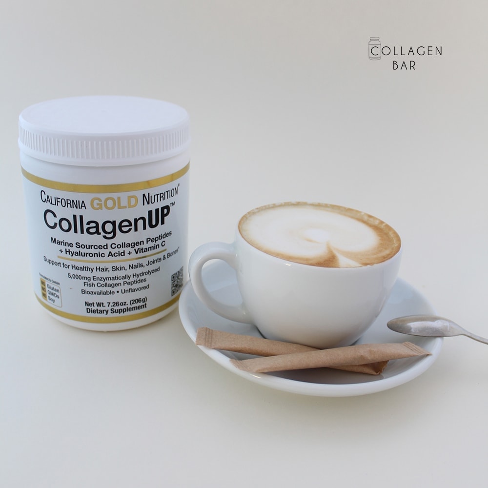 Морський колаген California Gold Nutrition і чашка капучино