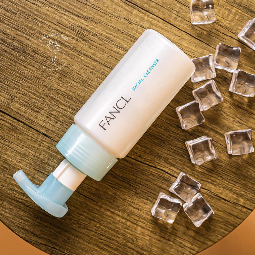 FANCL Facial Cleanser із кубиками льоду. Вид зверху.