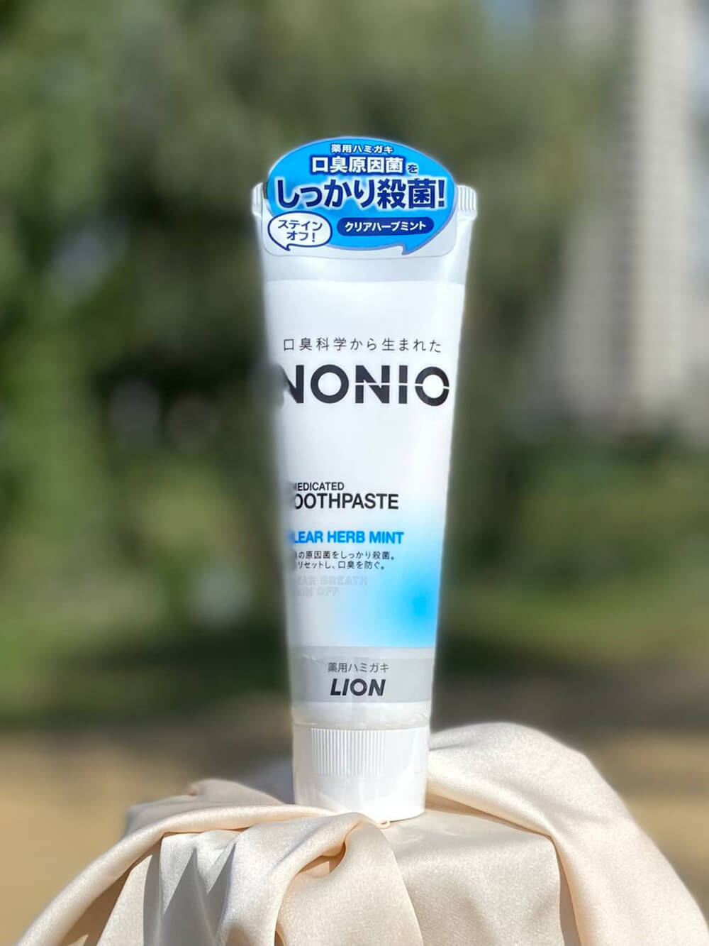 Зубна паста проти неприємного запаху з рота Lion NONIO Clear Herb Mint Clear Herb Mint